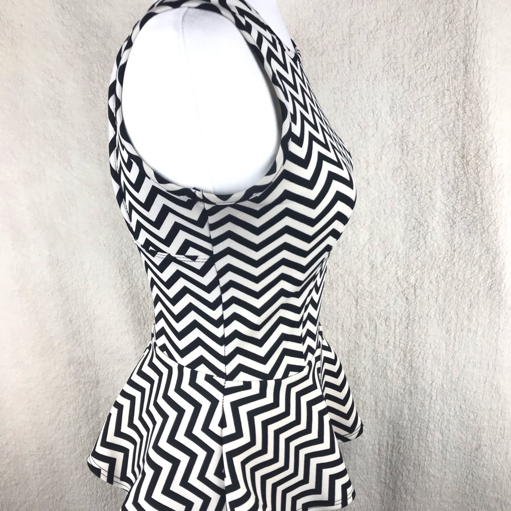 Alt.B Peplum Top - Picture 3 of 9